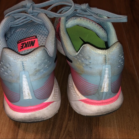 Nike Long Distance Running Shoes - Picture 6 of 8